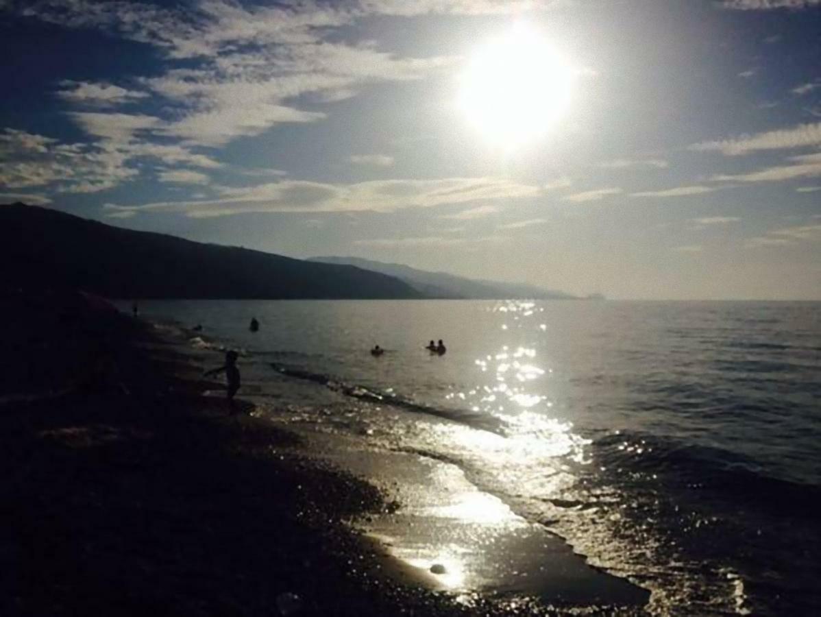Casa Vacanze Camastra Santo Stefano di Camastra Zewnętrze zdjęcie